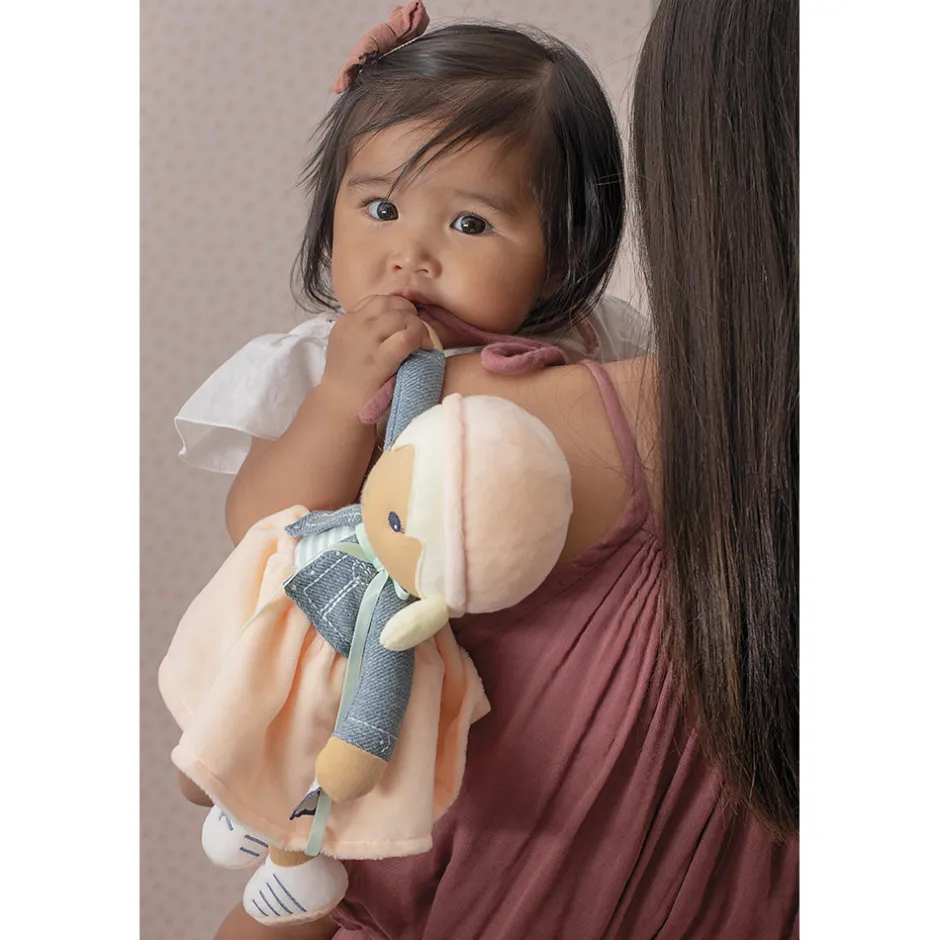 ma_premire_poupe_en_tissu_chlo___cm_2-1.webp Ma première poupée en tissu Chloé - 32 cm<Kaloo Sale